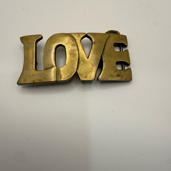 no brand Accessories - LOVE Statement Belt Buckle in Antique Gold Tone